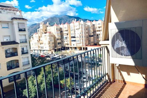 Продажа квартиры в Эстепона, Малага, Испания 2 спальни, 96м2 №55419 - фото 2