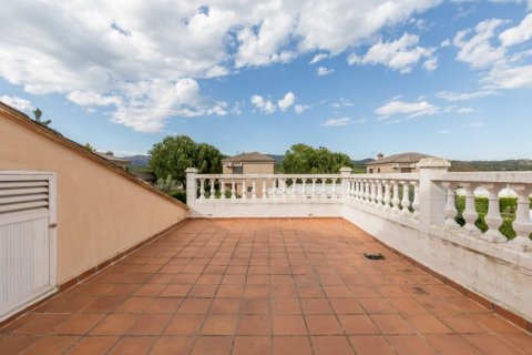 Продажа виллы в Серра, Валенсия, Испания 4 спальни, 1080м2 №53866 - фото 8