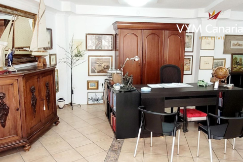 Продажа коммерческой недвижимости в Плайя, Валенсия, Испания 1 спальня, 108м2 №55004 - фото 6