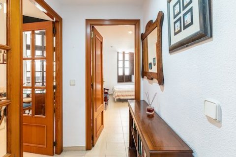Продажа квартиры в Валенсия, Испания 3 спальни, 100м2 №53793 - фото 18