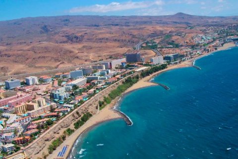 Продажа отеля Сан-Бартоломе-де-Тирахана, Гран-Канария, Испания 15 спален, 1000м2 №55218 - фото 1