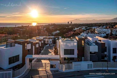 Продажа квартиры в Кабра, Кордова, Испания 2 спальни, 234м2 №56599 - фото 3