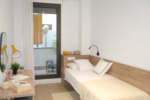 Продажа квартиры в Барселона, Испания 3 спальни, 84м2 №57351 - фото 8