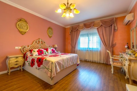 Продажа виллы в Торревьеха, Аликанте, Испания 4 спальни, 200м2 №58707 - фото 6