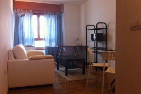 Продажа квартиры в Мадрид, Испания 1 спальня, 50м2 №58451 - фото 3