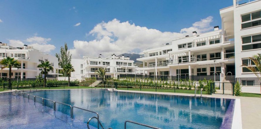 Жилой комплекс Riverside Homes Бенахавис, Малага, Испания №50357