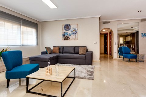 Продажа квартиры в Кампоамор, Аликанте, Испания 2 спальни, 79м2 №58743 - фото 3