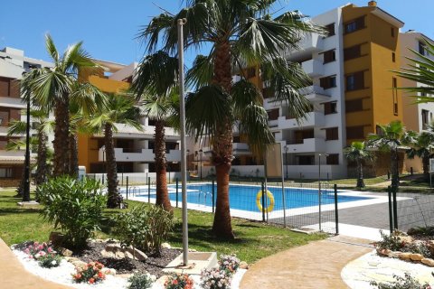 Продажа квартиры в Торревьеха, Аликанте, Испания 2 спальни, 138м2 №58718 - фото 1
