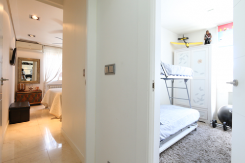 Продажа квартиры в Мадрид, Испания 2 спальни, 84м2 №58456 - фото 9