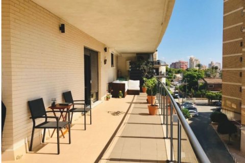 Продажа квартиры в Сан-Хуан, Аликанте, Испания 1 спальня, 90м2 №58648 - фото 1