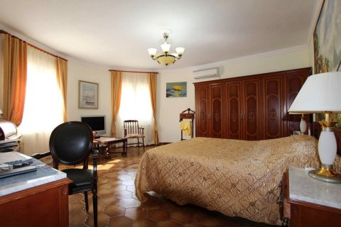 Продажа виллы в Кальпе, Аликанте, Испания 7 спален, 295м2 №59000 - фото 8