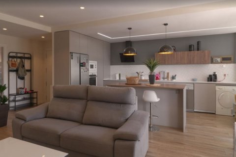 Продажа квартиры в Аликанте, Испания 3 спальни, 123м2 №58746 - фото 2