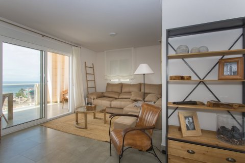 Продажа квартиры в Санта-Пола, Аликанте, Испания 3 спальни, 84м2 №58090 - фото 8