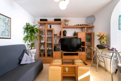 Продажа квартиры в Аликанте, Испания 2 спальни, 80м2 №58342 - фото 3