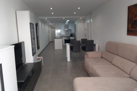 Продажа квартиры в Аликанте, Испания 2 спальни, 72м2 №58507 - фото 1