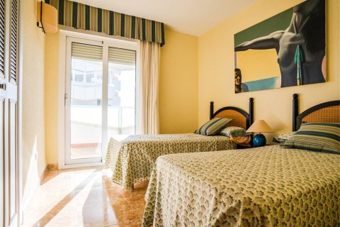 Продажа квартиры в Сан-Хуан, Аликанте, Испания 3 спальни, 180м2 №59385 - фото 7