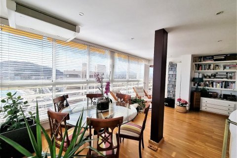 Продажа квартиры в Аликанте, Испания 3 спальни, 160м2 №59346 - фото 7