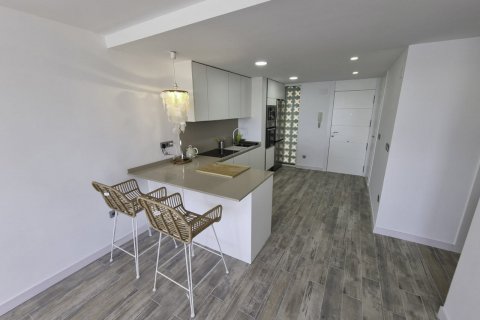 Продажа квартиры в Аликанте, Испания 2 спальни, 80м2 №58997 - фото 4