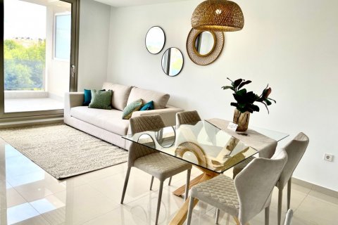 Продажа квартиры в Ла Зения, Аликанте, Испания 3 спальни, 95м2 №58876 - фото 1
