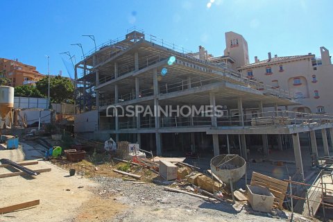 Продажа квартиры в Эстепона, Малага, Испания 4 спальни, 270м2 №57791 - фото 7
