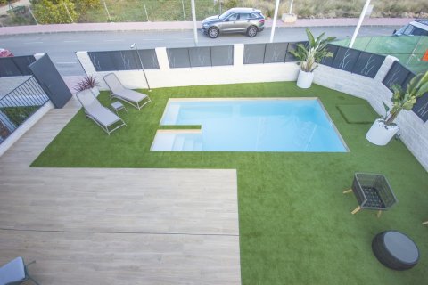 Продажа виллы Сьюдад Кесада, Аликанте, Испания 3 спальни, 170м2 №63041 - фото 24