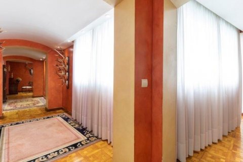 Продажа квартиры Херес, Кадис, Испания 4 спальни, 371.15м2 №61015 - фото 20