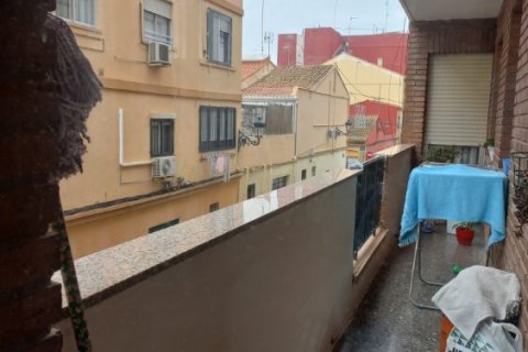 Продажа квартиры в Валенсия, Испания 4 спальни, 116м2 №62567 - фото 9