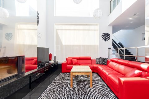 Продажа виллы Кониль-де-ла-Фронтера, Кадис, Испания 6 спален, 671.63м2 №62355 - фото 22