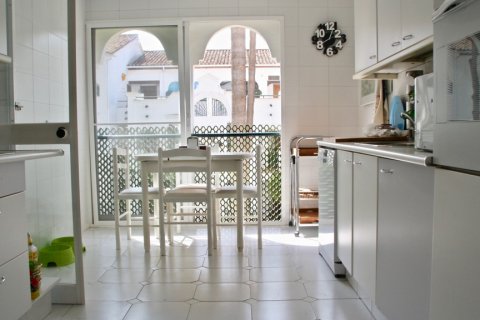 Продажа квартиры в Саладильо-Бенамара, Малага, Испания 2 спальни, 156.48м2 №1495 - фото 13
