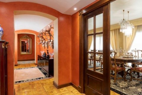 Продажа квартиры Херес, Кадис, Испания 4 спальни, 371.15м2 №61015 - фото 4
