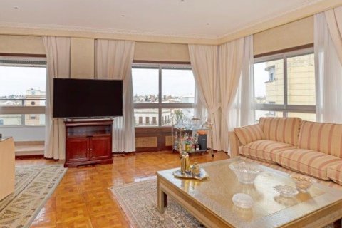 Продажа квартиры Херес, Кадис, Испания 4 спальни, 371.15м2 №61015 - фото 6