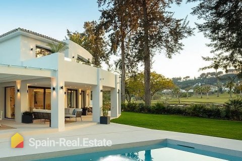 The real estate sector registers 196 transactions through May and leads the transaction market in Spain