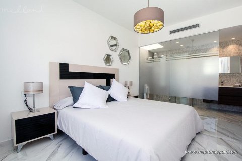 Villa till salu i San Miguel de Salinas, Alicante, Spanien 3 sovrum, 92 kvm. Nr. 9367 - foto 11