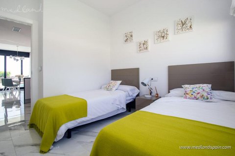 Villa till salu i San Miguel de Salinas, Alicante, Spanien 3 sovrum, 92 kvm. Nr. 9367 - foto 14