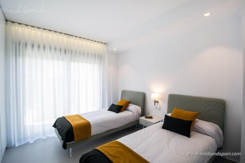 Villa till salu i Campoamor, Alicante, Spanien 4 sovrum, 197 kvm. Nr. 9720 - foto 11