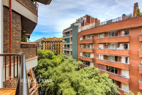 Lägenhet till salu Barcelona, Spanien 5 sovrum, 185 kvm. Nr. 8987 - foto 17