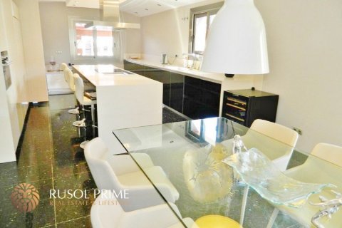 Villa till salu Sitges, Barcelona, Spanien 5 sovrum, 300 kvm. Nr. 8830 - foto 4