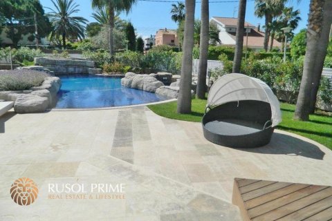Villa till salu Sitges, Barcelona, Spanien 5 sovrum, 300 kvm. Nr. 8830 - foto 17