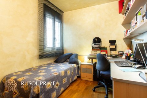 Lägenhet till salu Barcelona, Spanien 5 sovrum, 185 kvm. Nr. 8987 - foto 9
