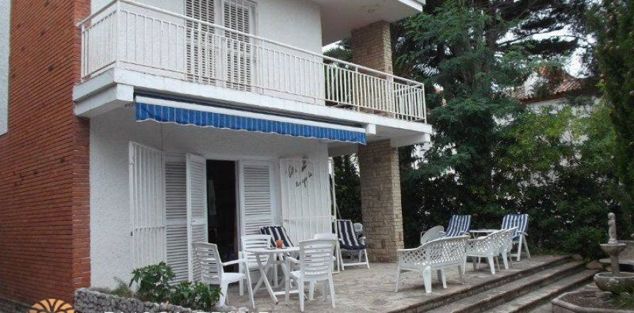 Hus Coma-Ruga, Tarragona, Spanien 6 sovrum, 283 kvm. Nr. 11728