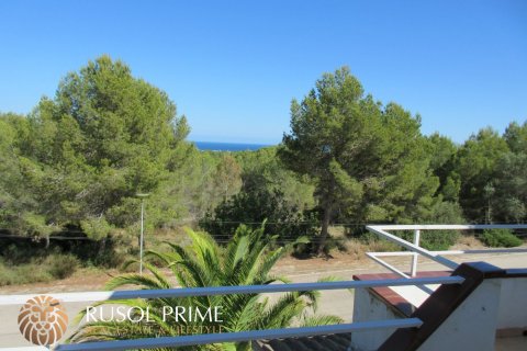 Hus till salu Coma-Ruga, Tarragona, Spanien 4 sovrum, 160 kvm. Nr. 11651 - foto 11