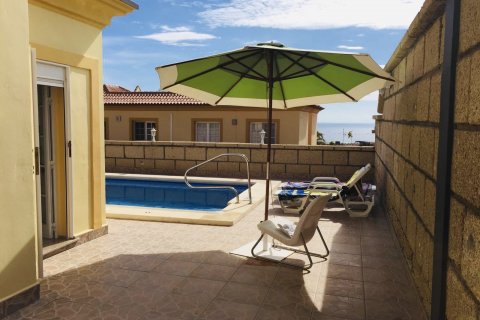 Villa till salu i Adeje, Tenerife, Spanien 5 sovrum, 300 kvm. Nr. 18377 - foto 3