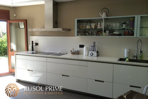 Hus till salu Coma-Ruga, Tarragona, Spanien 5 sovrum, 323 kvm. Nr. 11645 - foto 5