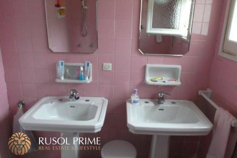 Hus till salu Coma-Ruga, Tarragona, Spanien 6 sovrum, 283 kvm. Nr. 11728 - foto 8