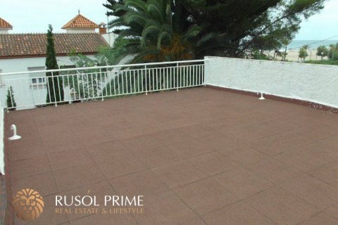 Hus till salu Coma-Ruga, Tarragona, Spanien 6 sovrum, 283 kvm. Nr. 11728 - foto 13