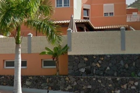 Hus till salu i Los Cristianos, Tenerife, Spanien 4 sovrum, 278 kvm. Nr. 18406 - foto 2
