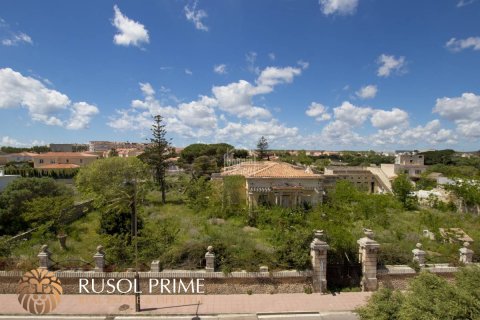 Tomt till salu i Mahon, Menorca, Spanien 1344 kvm. Nr. 10847 - foto 1