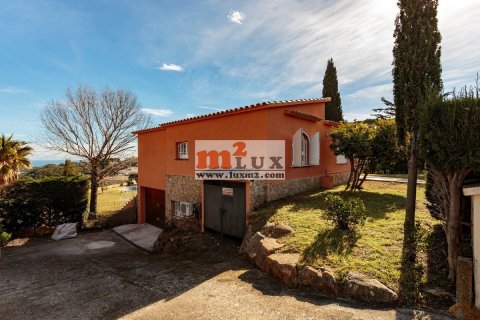 Villa till salu i Sant Feliu de Guixols, Girona, Spanien 5 sovrum, 250 kvm. Nr. 16714 - foto 29