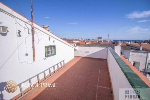 Hus till salu i Coma-Ruga, Tarragona, Spanien 3 sovrum, 140 kvm. Nr. 11964 - foto 16