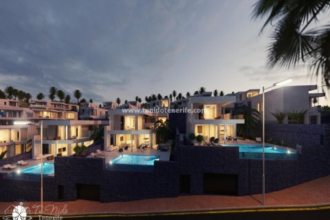 Villa till salu i San Eugenio, Tenerife, Spanien 5 sovrum, 300 kvm. Nr. 24609 - foto 13